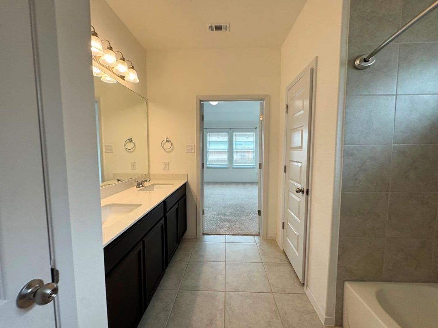 Bastrop House: 106 Watercourse Way