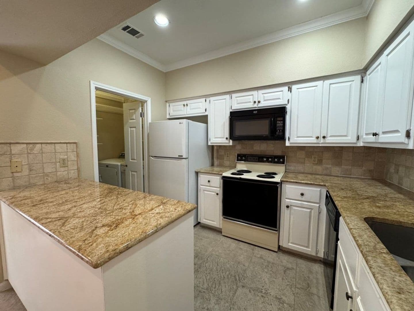 Austin House: 1307 Kinney Ave #161