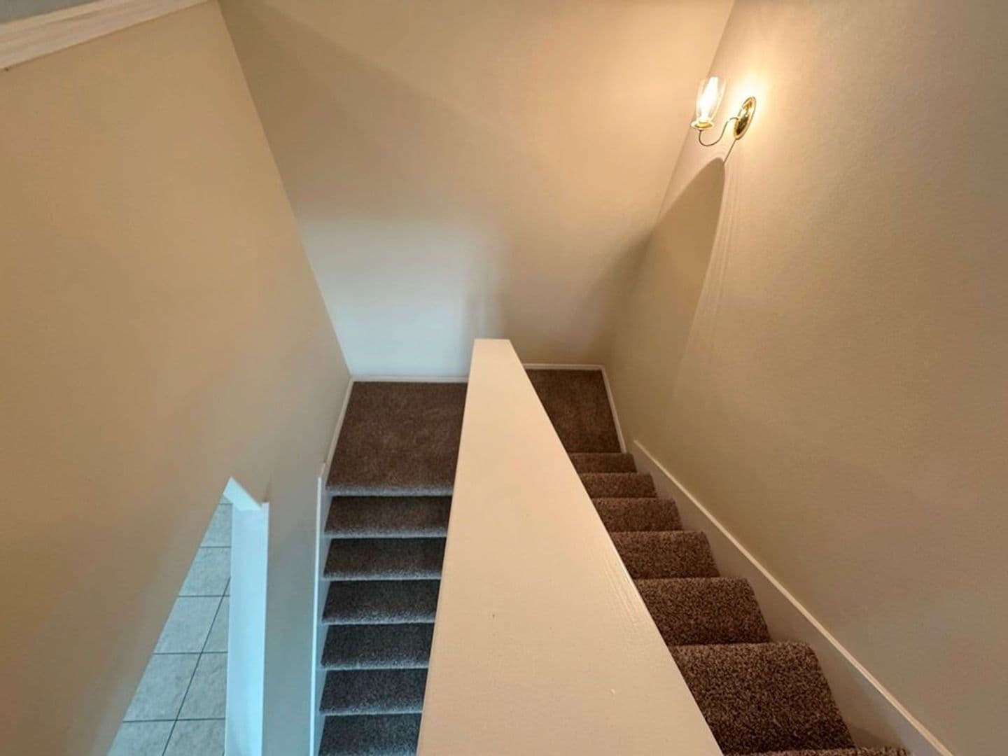 Kyle Apartment: 251A Utterback