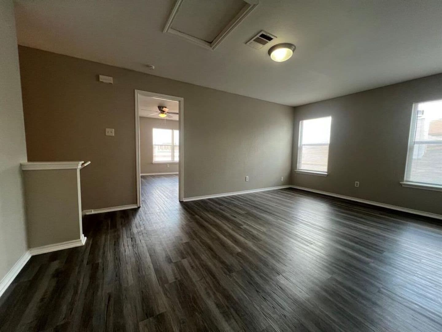 Del Valle House: 13120 Dearbonne Dr