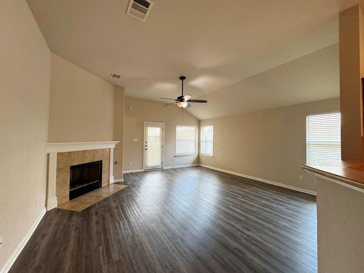 Kyle House: 285 Amber Ash Dr.