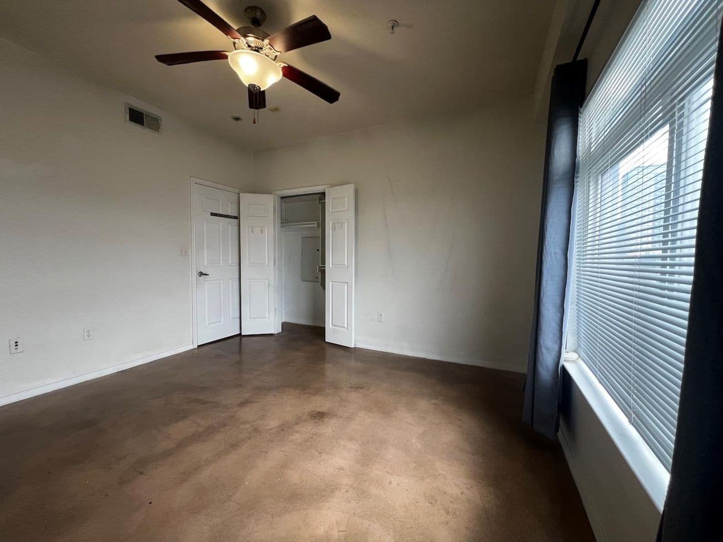 Austin Condo: 910 W 25TH St #607