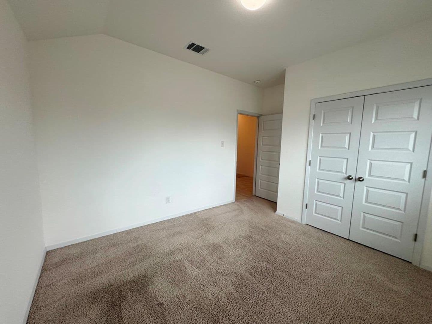 Bastrop House: 106 Watercourse Way