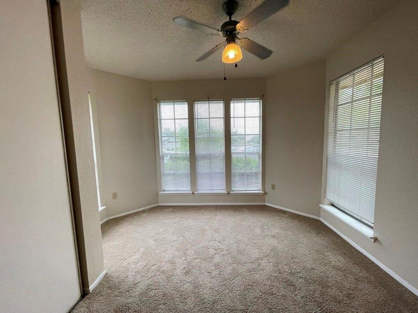 Austin House: 16719 Whitebrush Loop