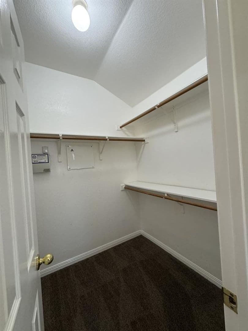 Austin House: 13504 Lathe Cove