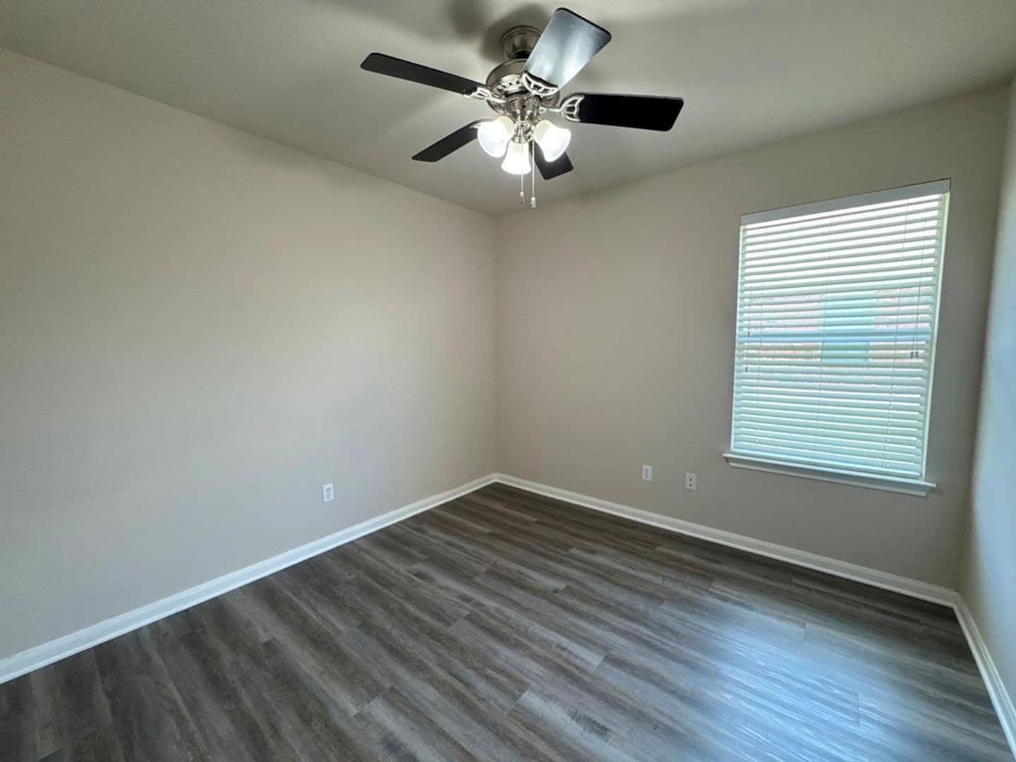 Kyle House: 285 Amber Ash Dr.