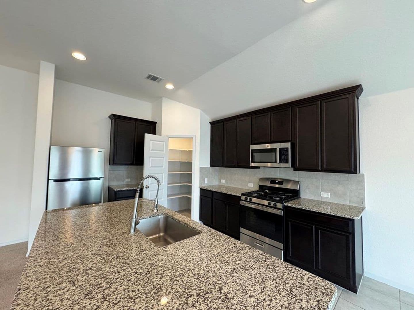 Bastrop House: 106 Watercourse Way
