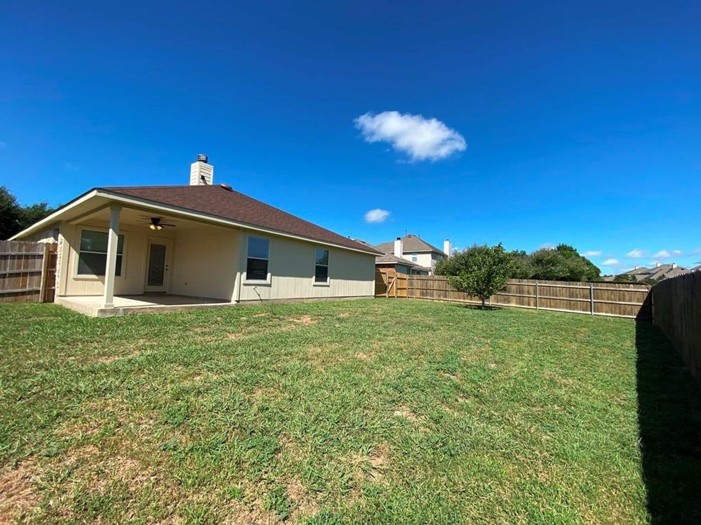 Kyle House: 285 Amber Ash Dr.