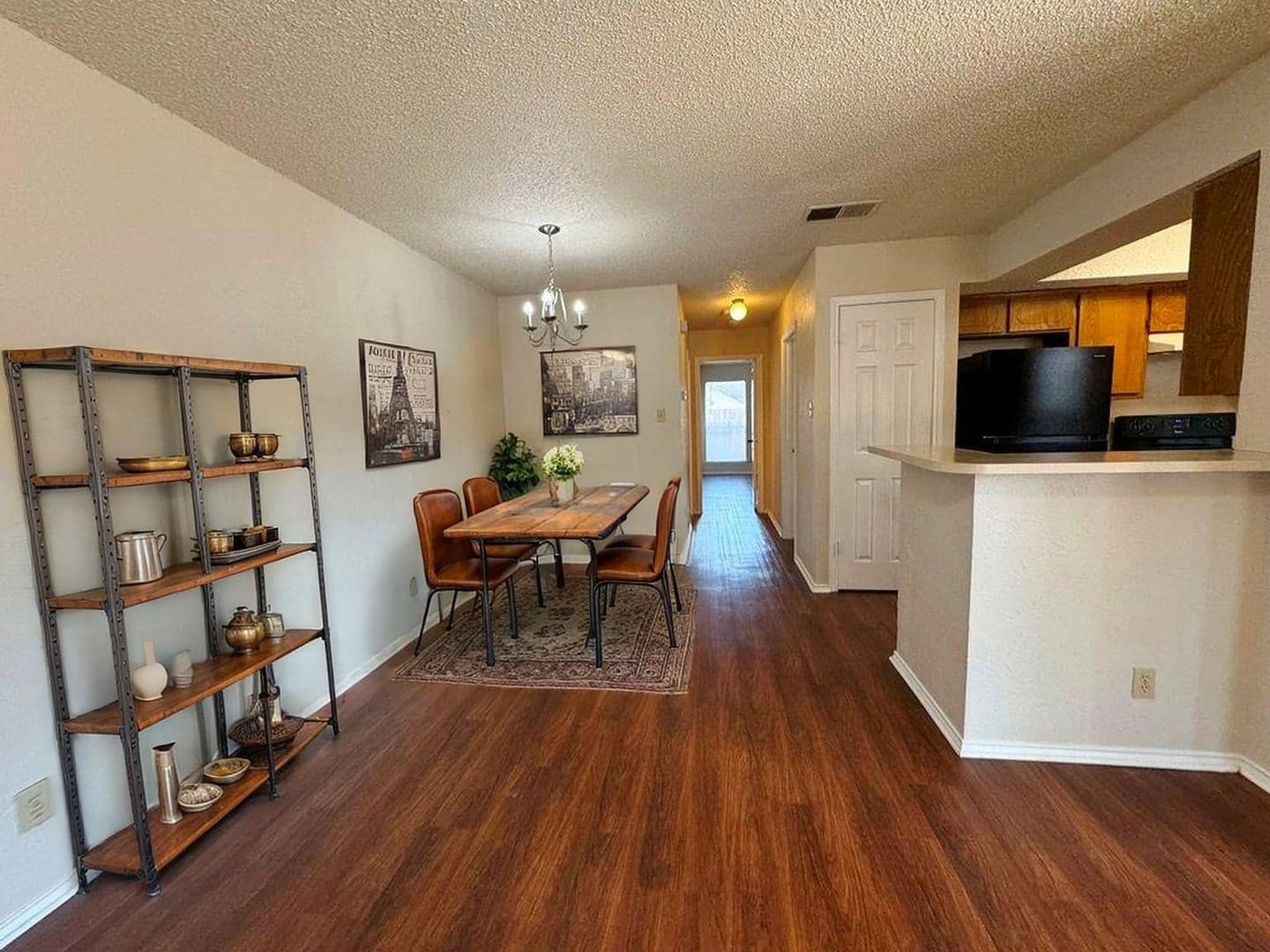 Austin Apartment: 8700 Clearbrook Trl.