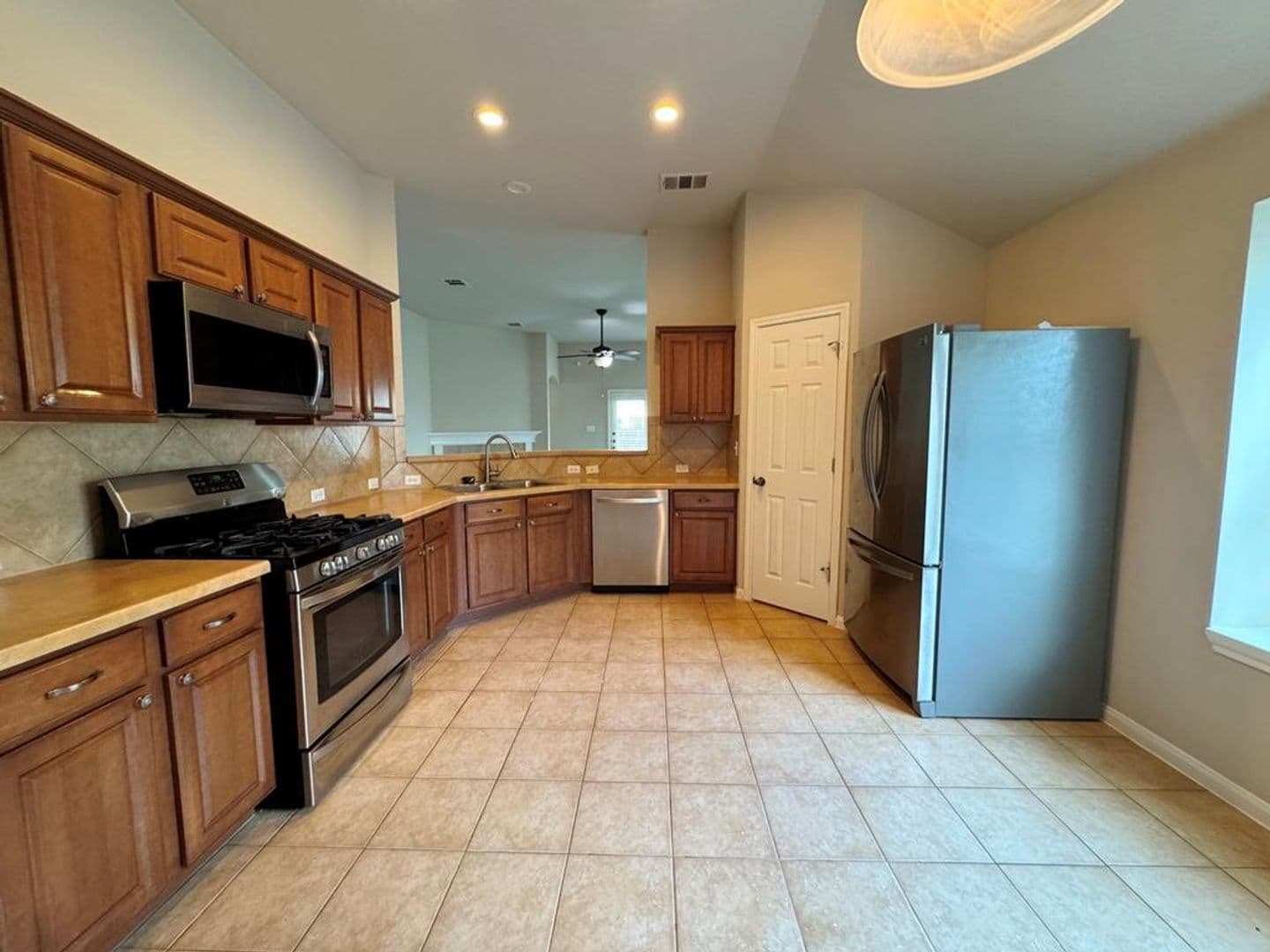Kyle House: 285 Amber Ash Dr.