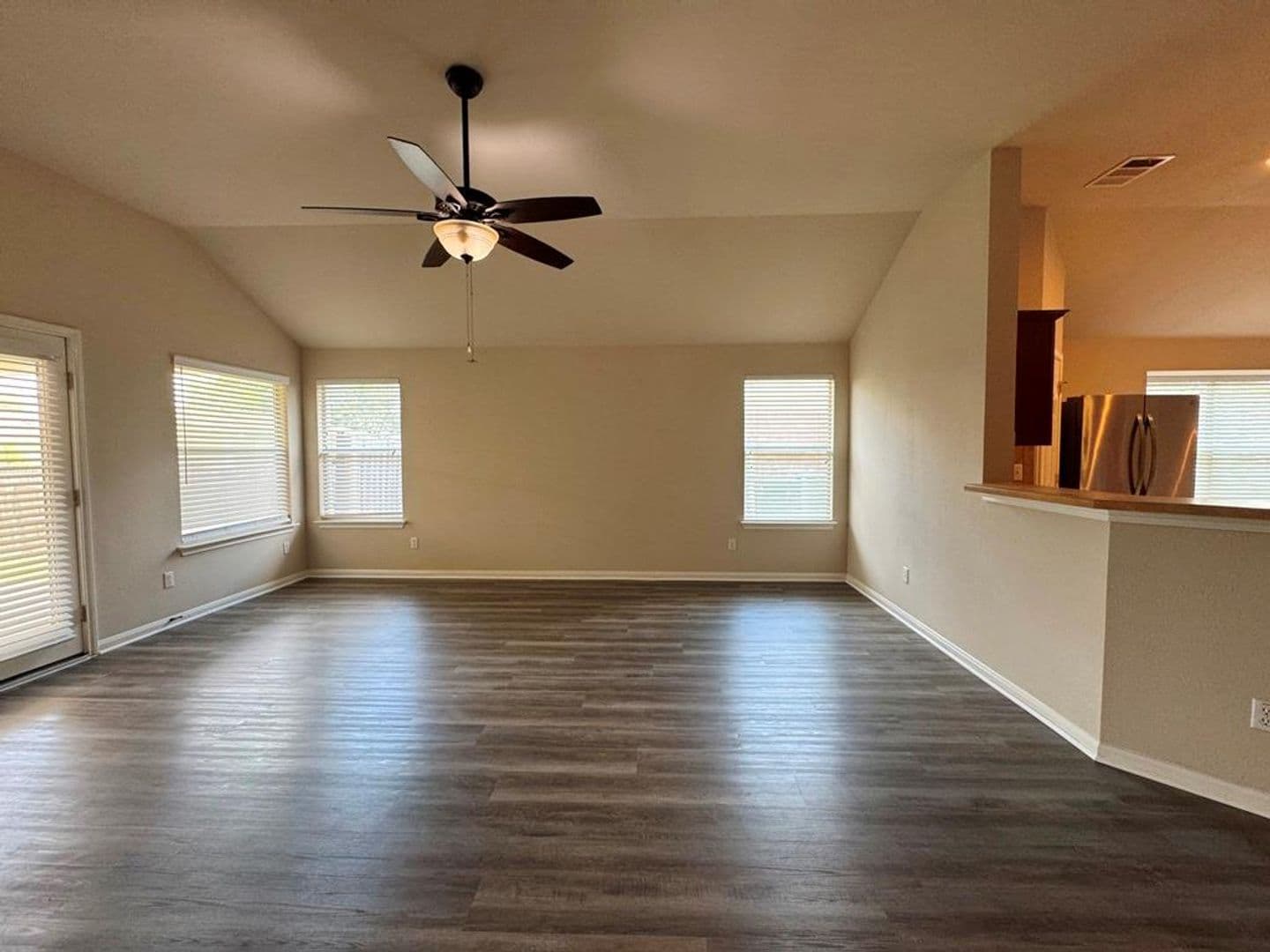 Kyle House: 285 Amber Ash Dr.