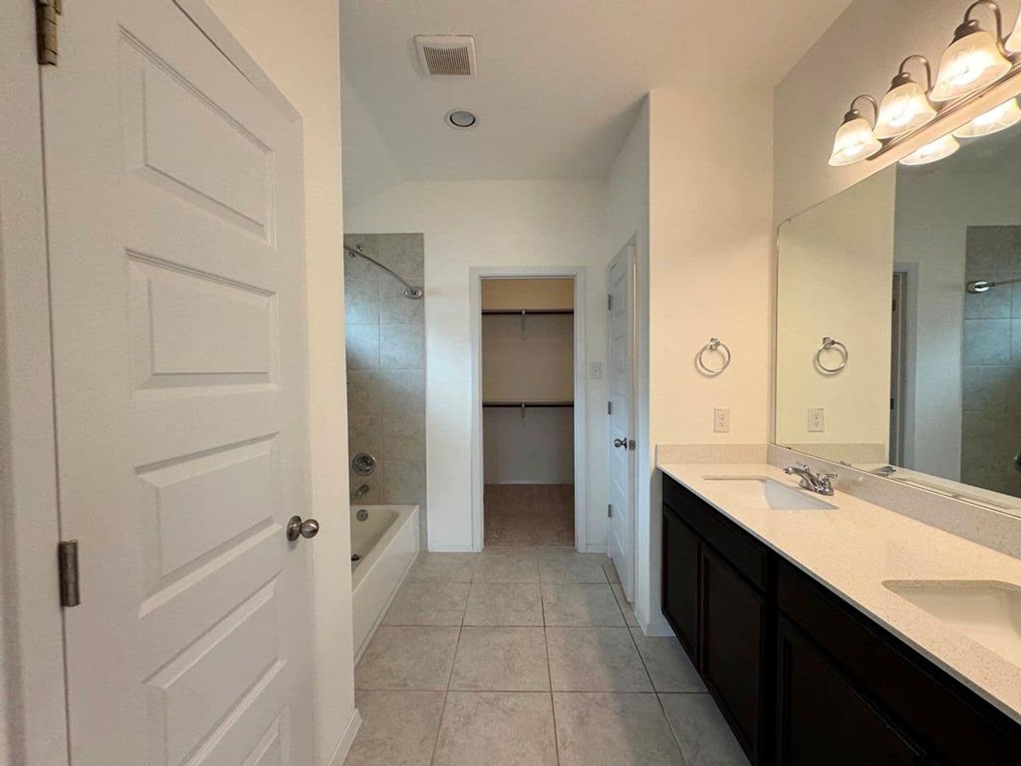 Bastrop House: 106 Watercourse Way