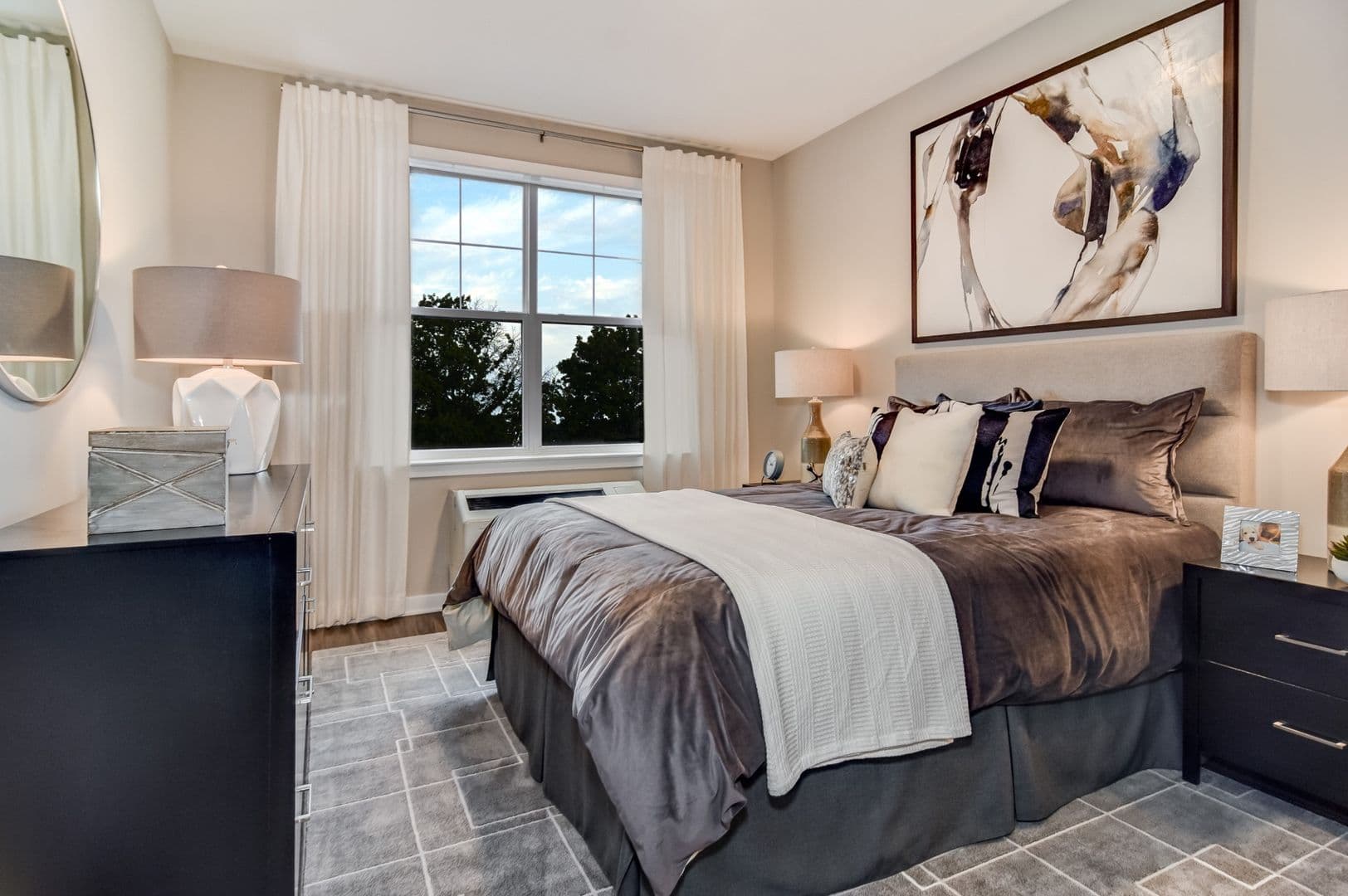Union Apartment: 975 Bonnel Court