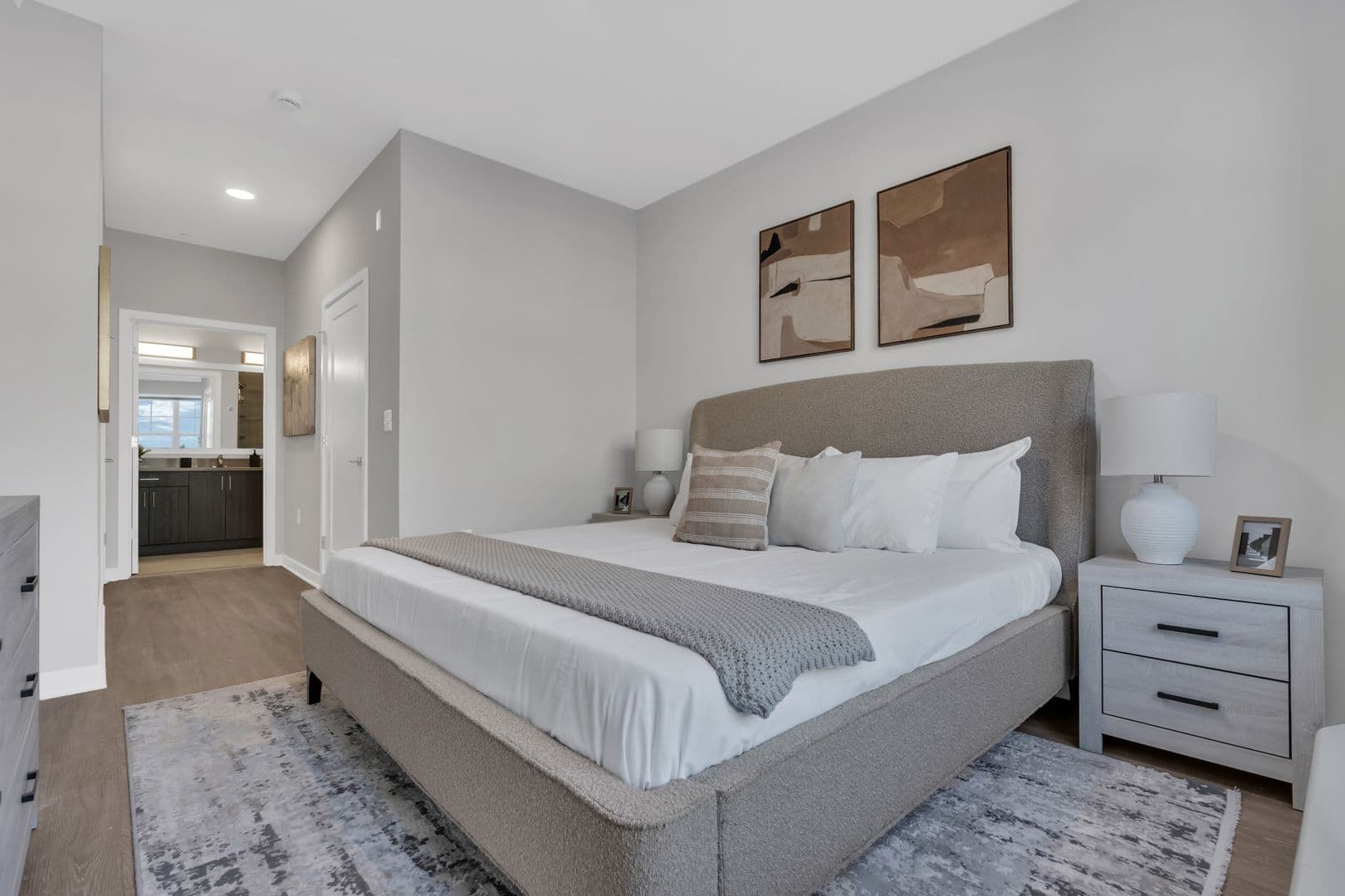 Union Apartment: 946 Stuyvesant Avenue