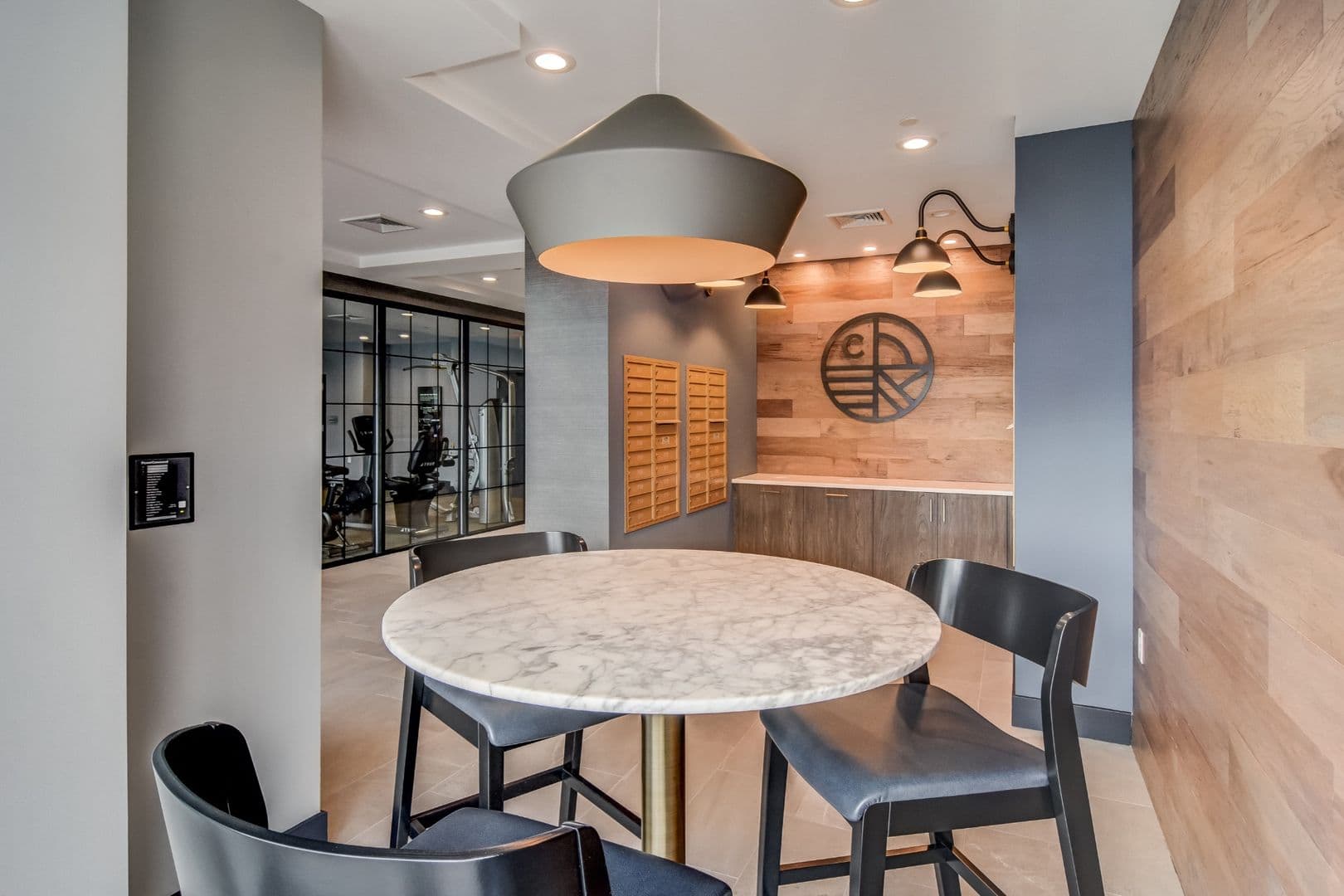 Union Apartment: 975 Bonnel Court