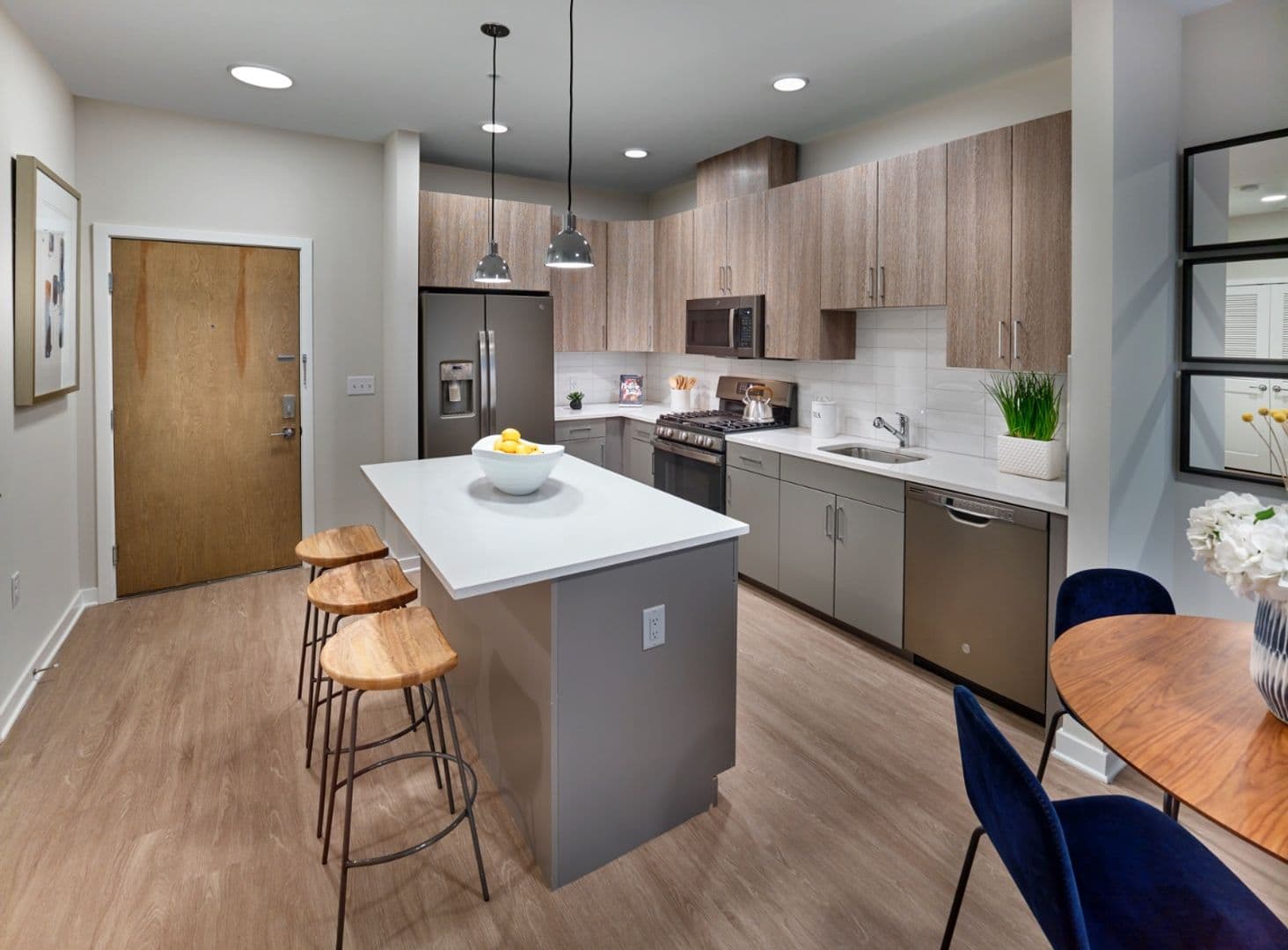 Union Apartment: 945 Stuyvesant Avenue
