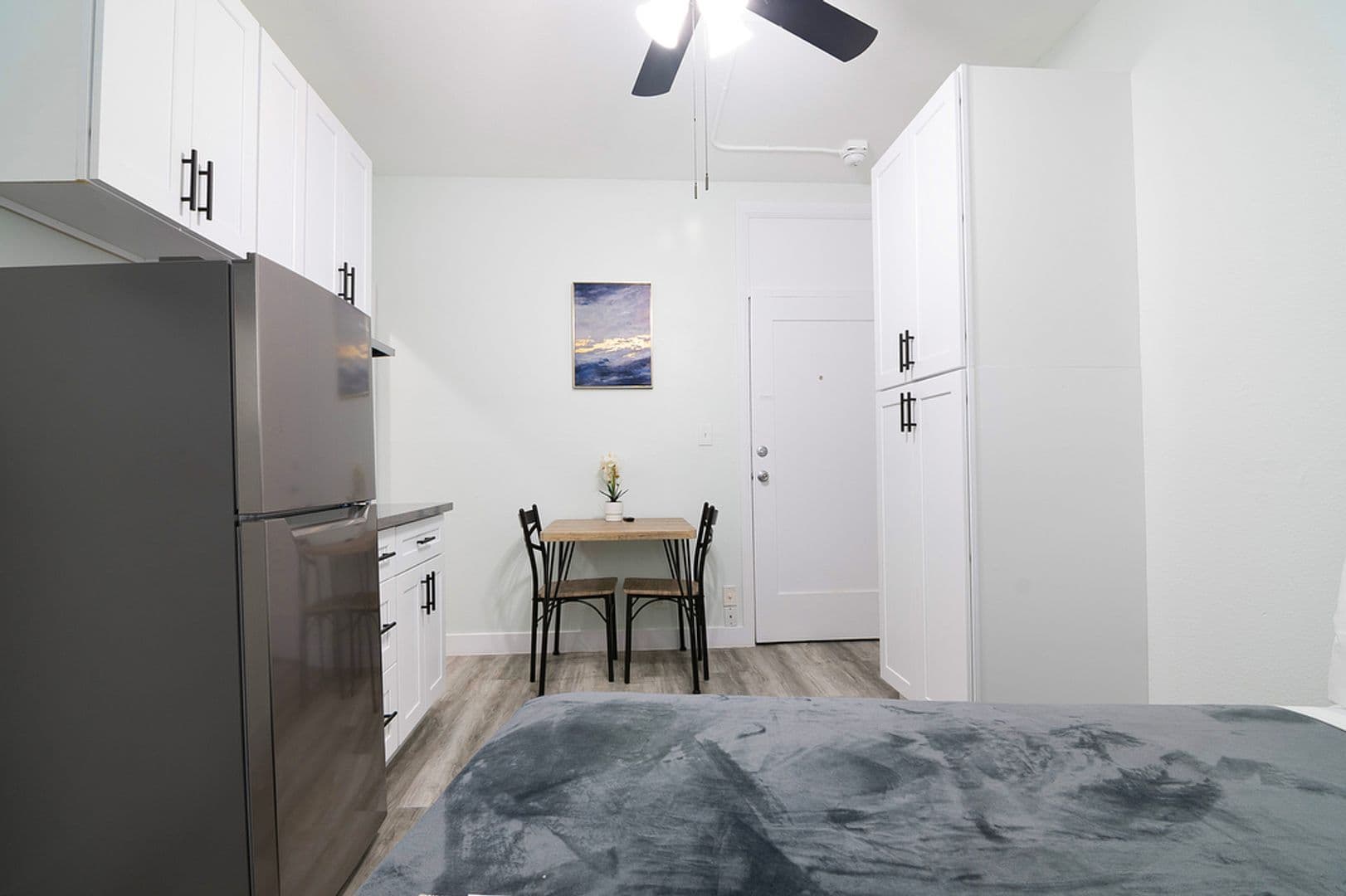 Los Angeles Apartment: 323 N Soto Street