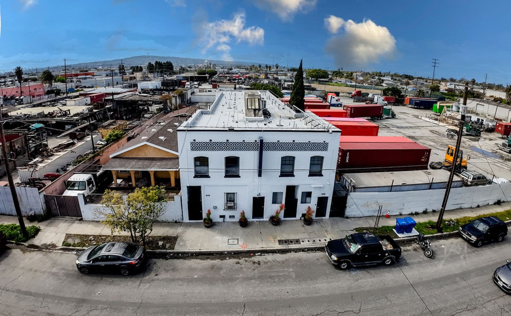 Wilmington Apartment: 819-823 Flint Avenue