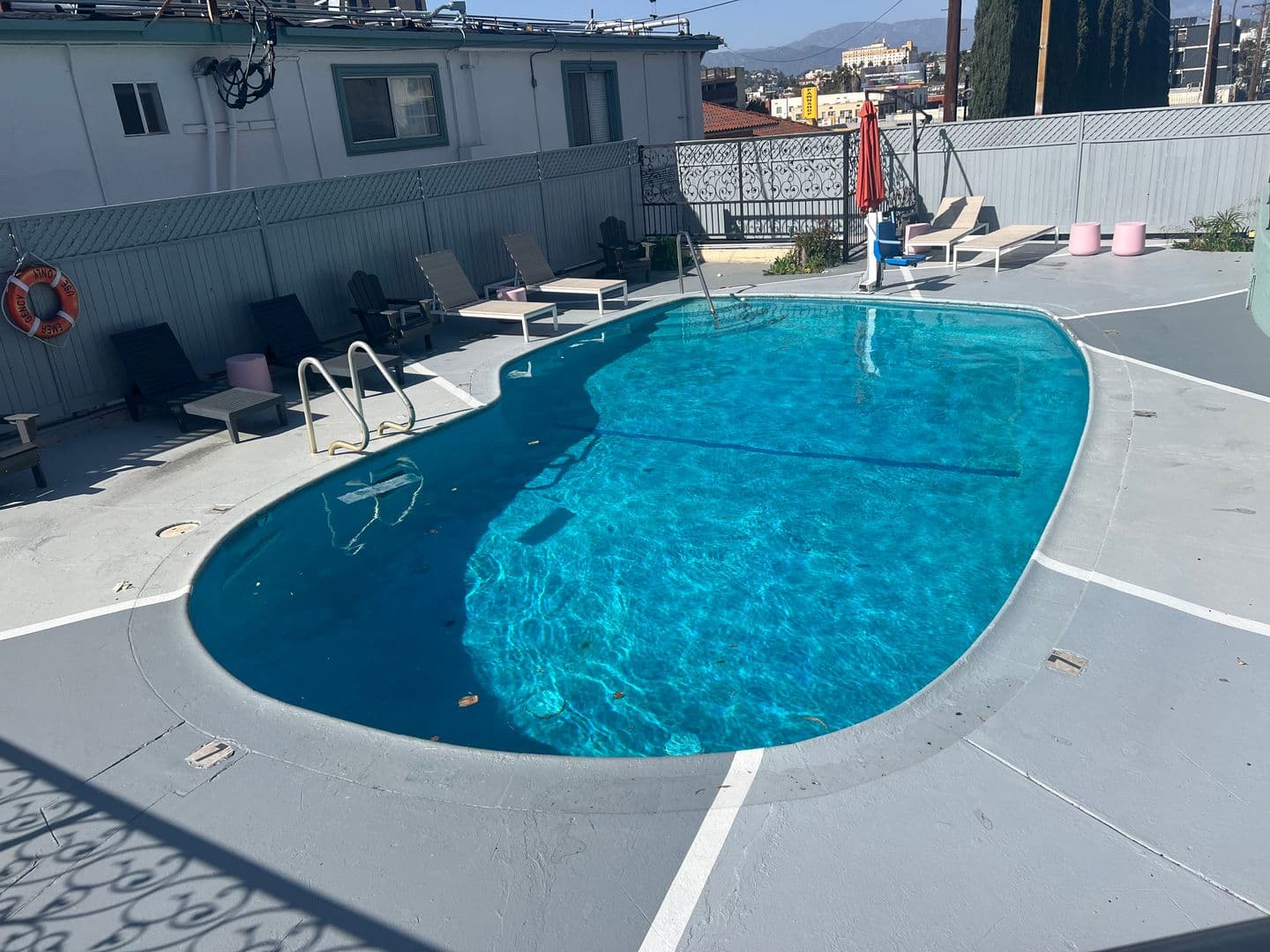 Los Angeles Apartment: 2025 W 3rd Street