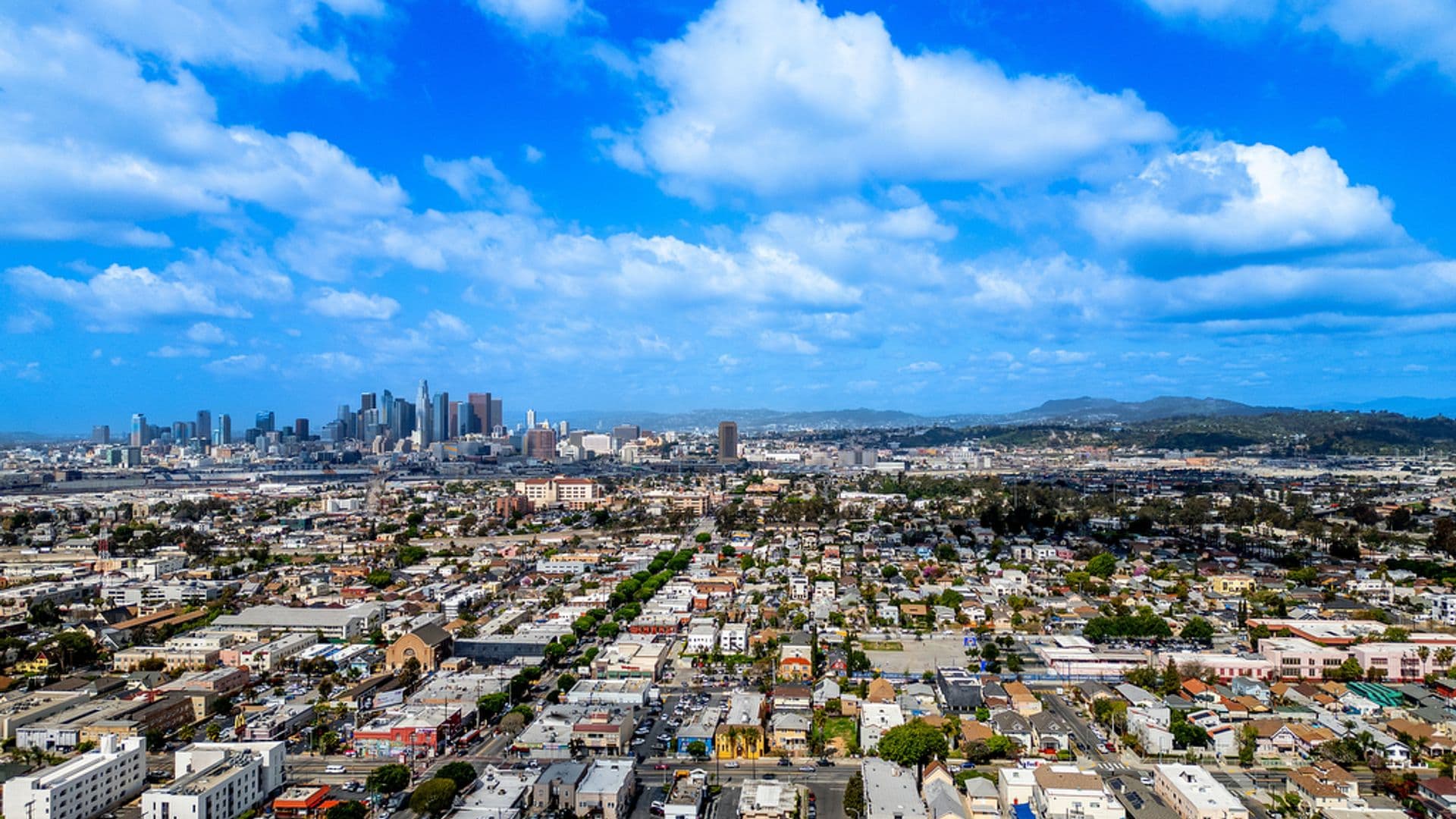 Los Angeles Apartment: 323 N Soto Street