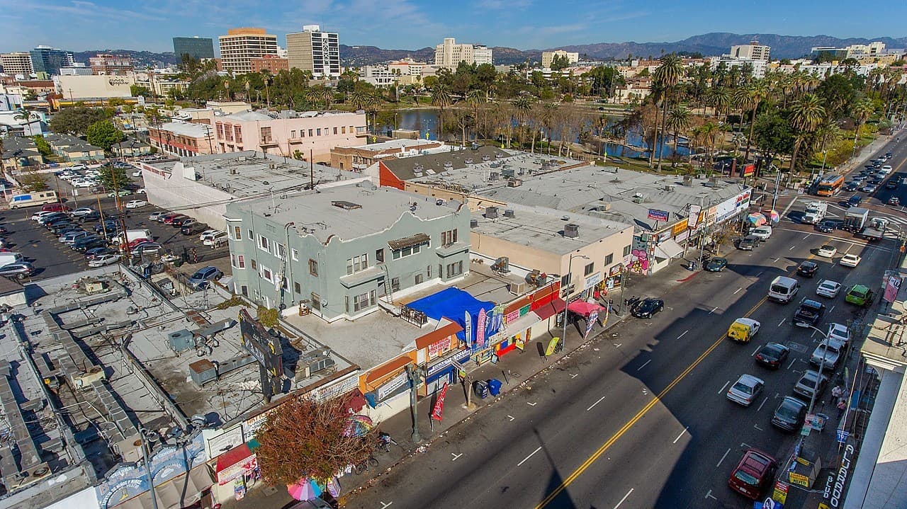 Los Angeles Apartment: 725 S Alvarado Street