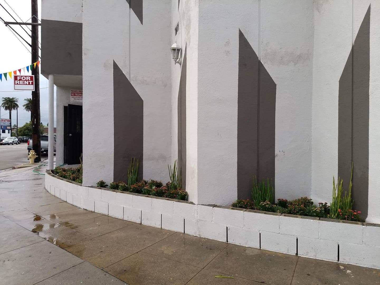 Los Angeles Apartment: 4905 W Adams Blvd