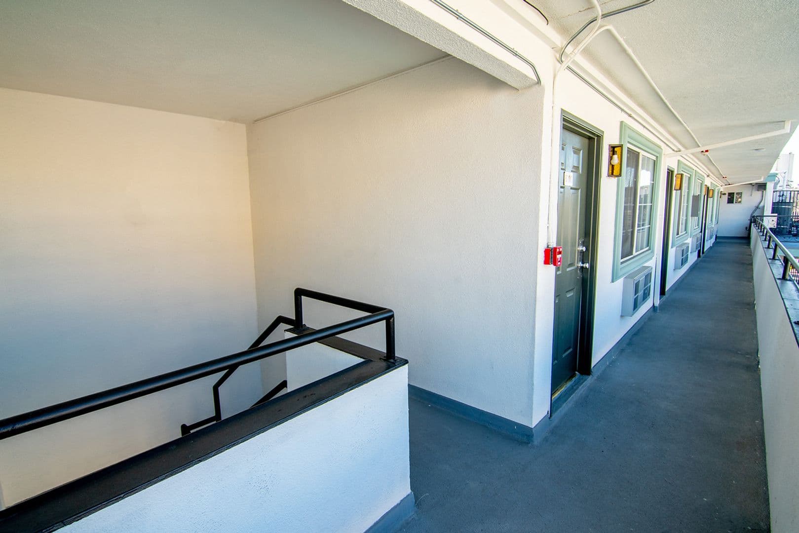 Los Angeles Apartment: 2025 W 3rd Street