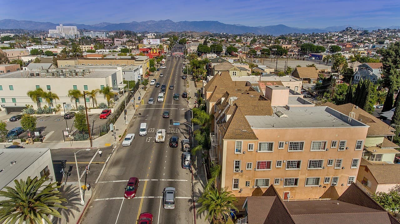 Los Angeles Apartment: 150 N Soto Street