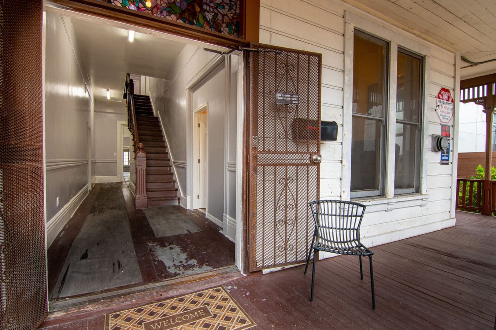 Los Angeles Apartment: 131 S Boyle Avenue