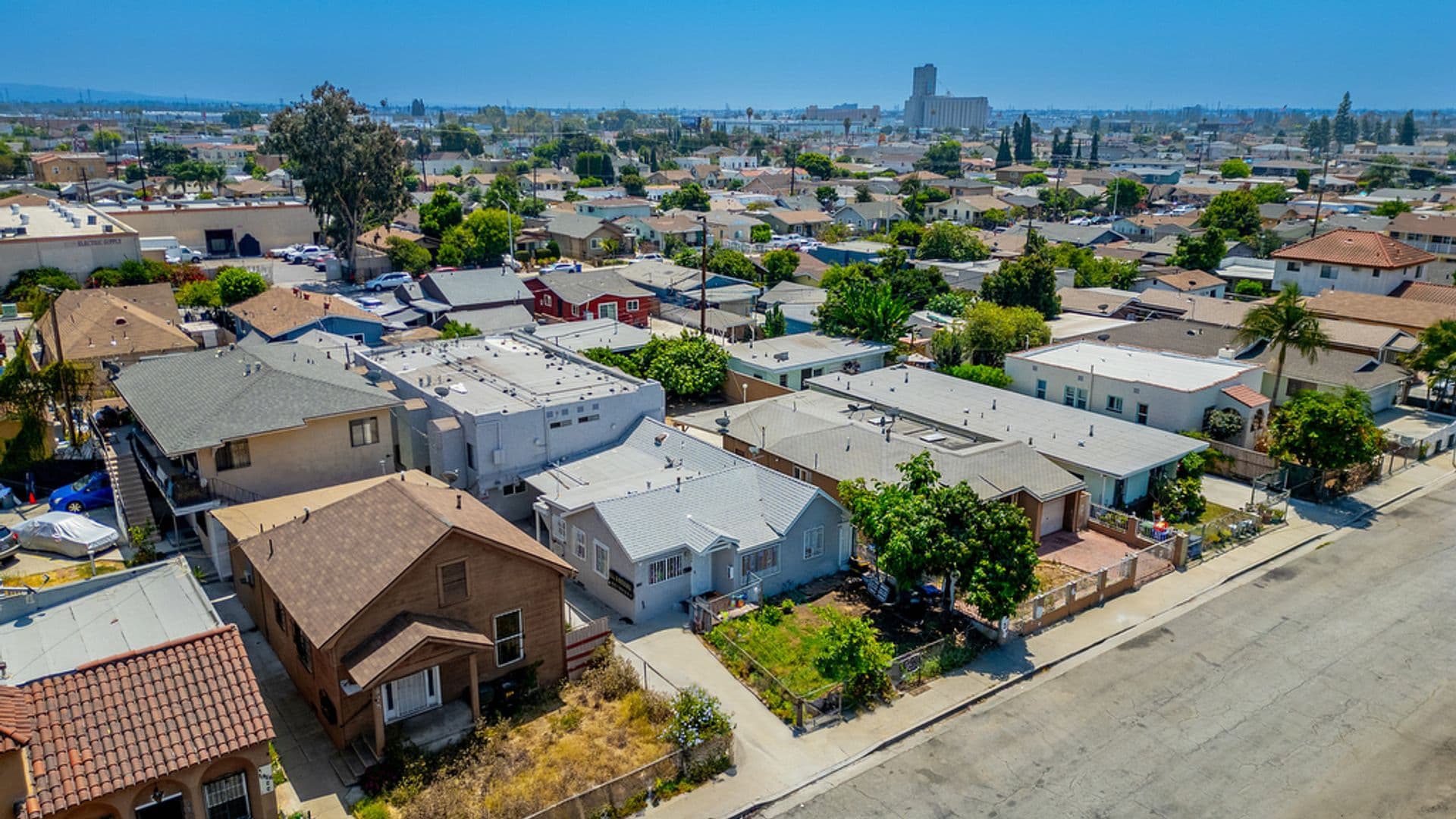 East Los Angeles Apartment: 930-932 Fraser Avenue