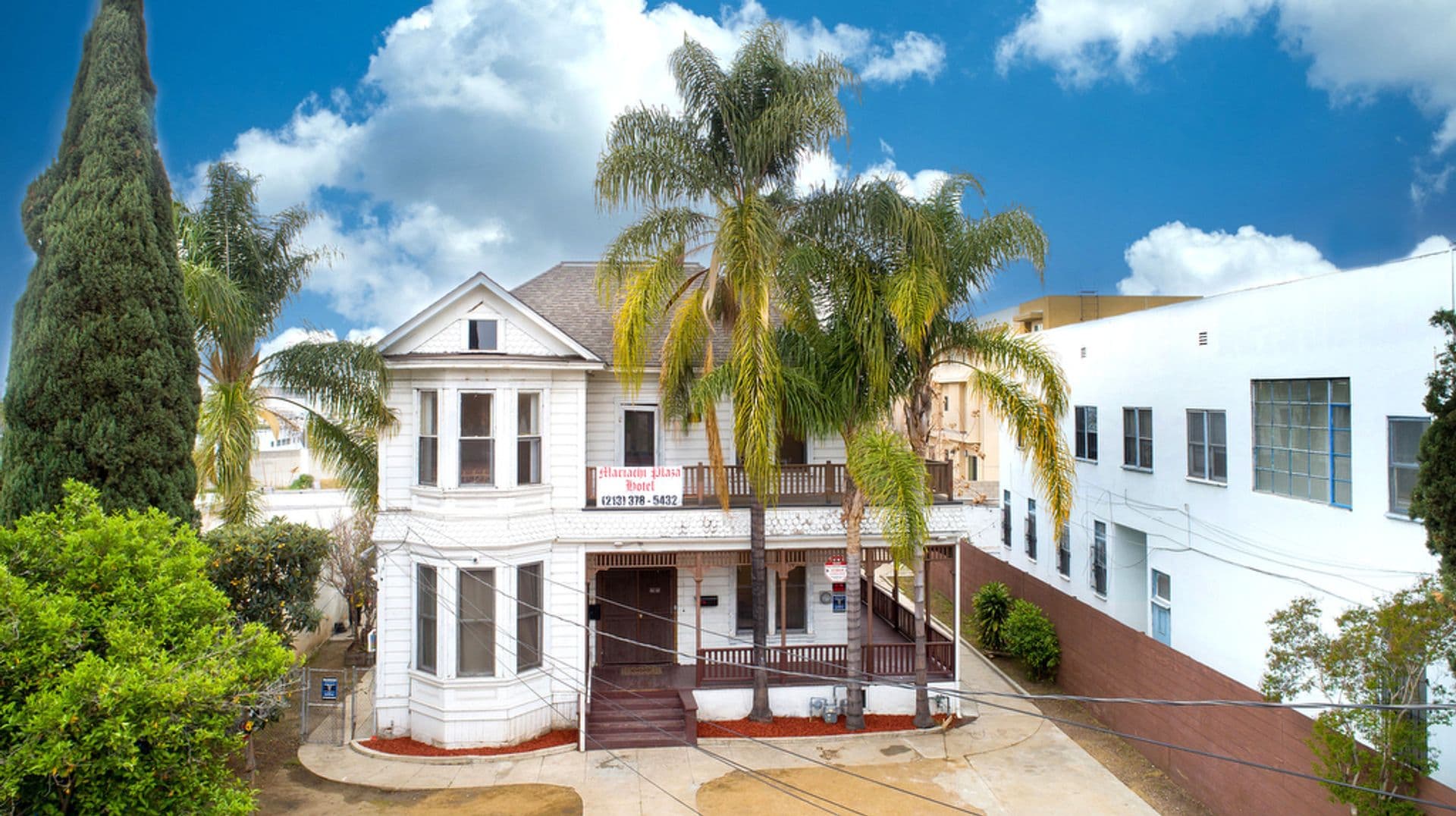 Los Angeles Apartment: 131 S Boyle Avenue