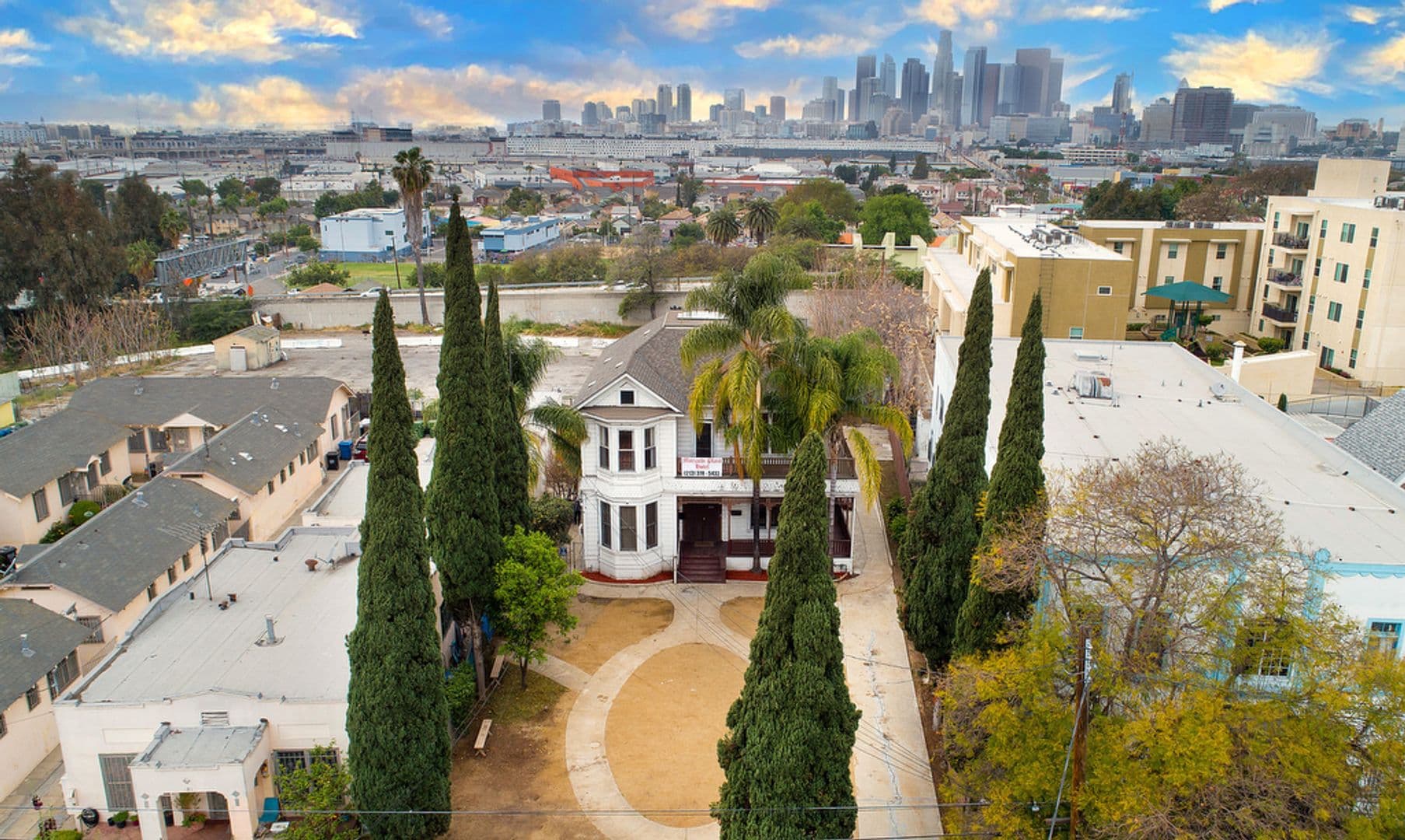 Los Angeles Apartment: 131 S Boyle Avenue