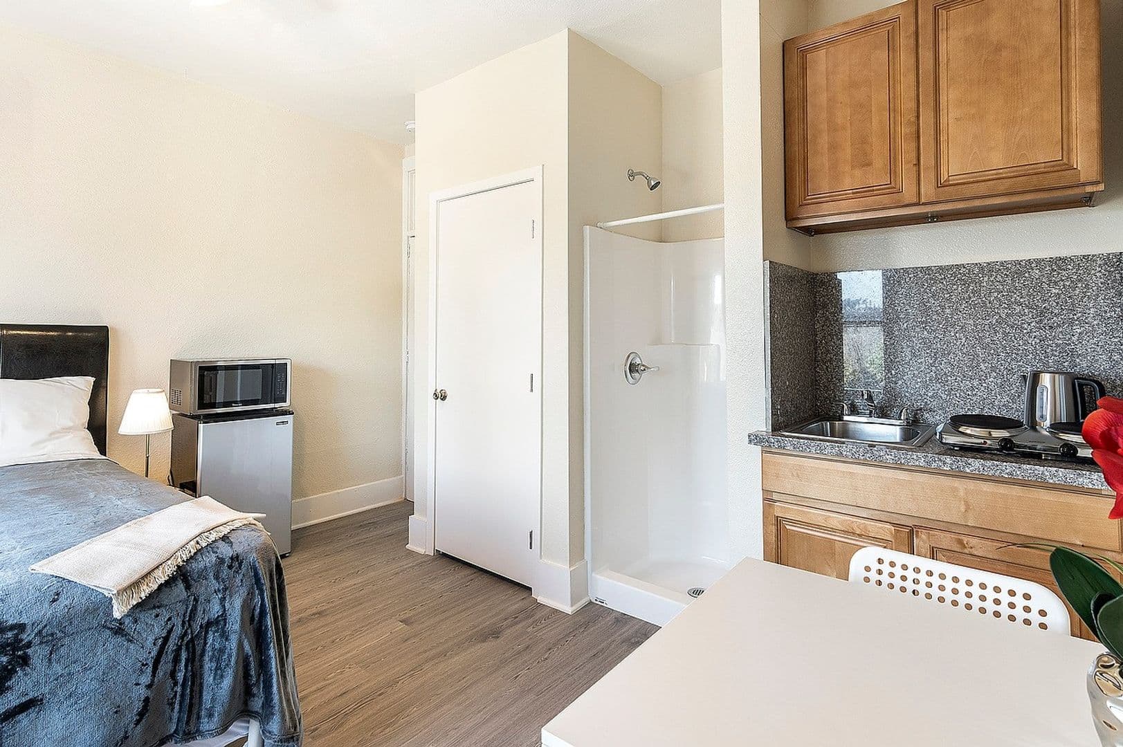 San Pedro Apartment: 1219 S Palos Verdes Street