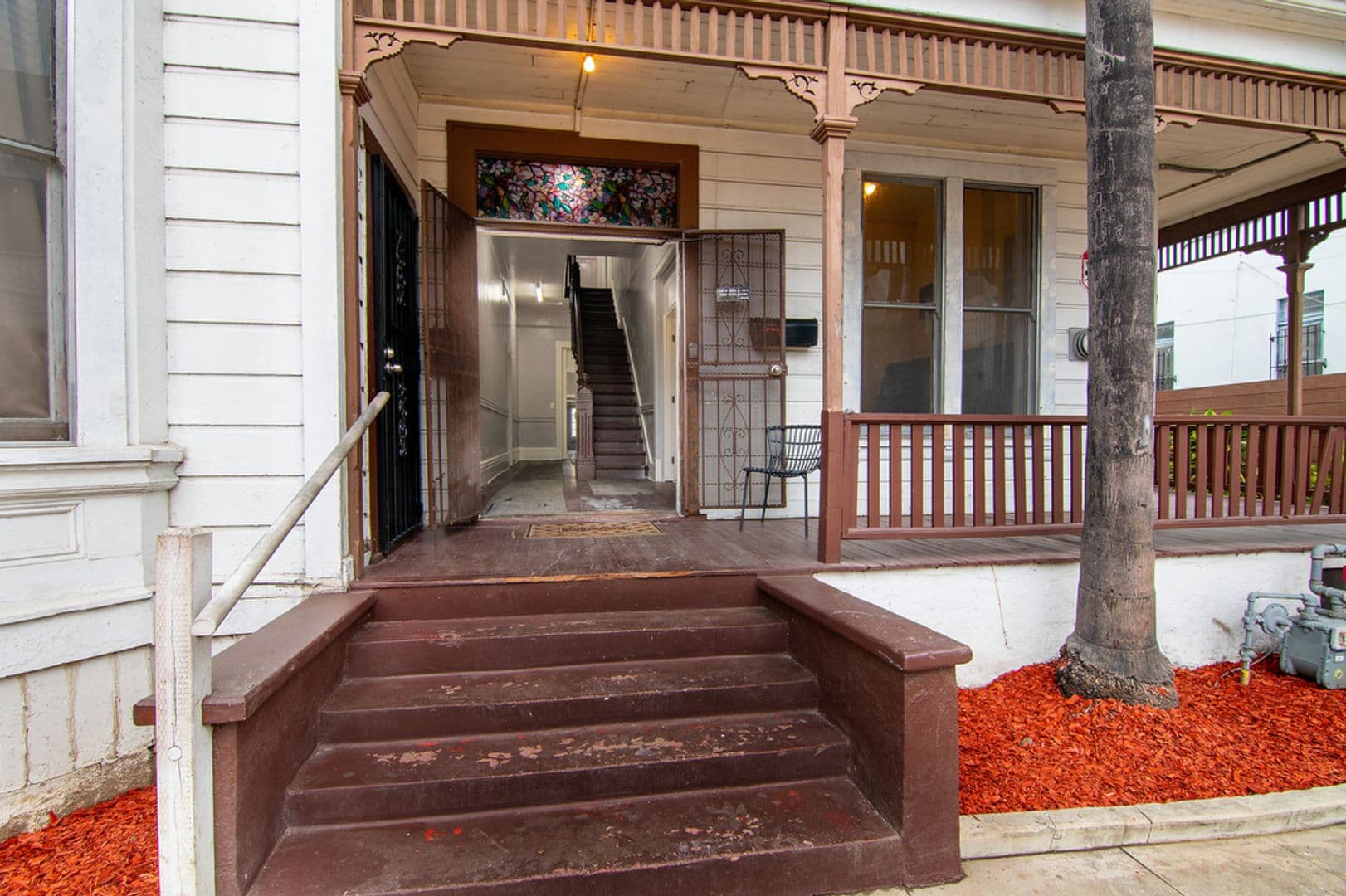 Los Angeles Apartment: 131 S Boyle Avenue