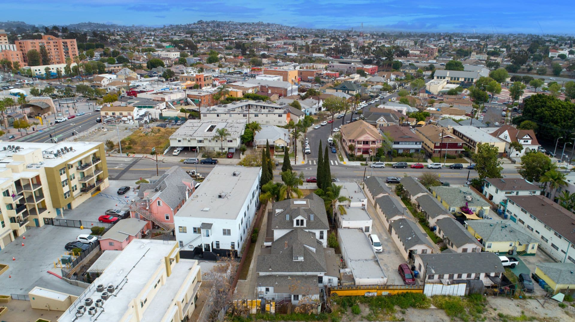 Los Angeles Apartment: 131 S Boyle Avenue