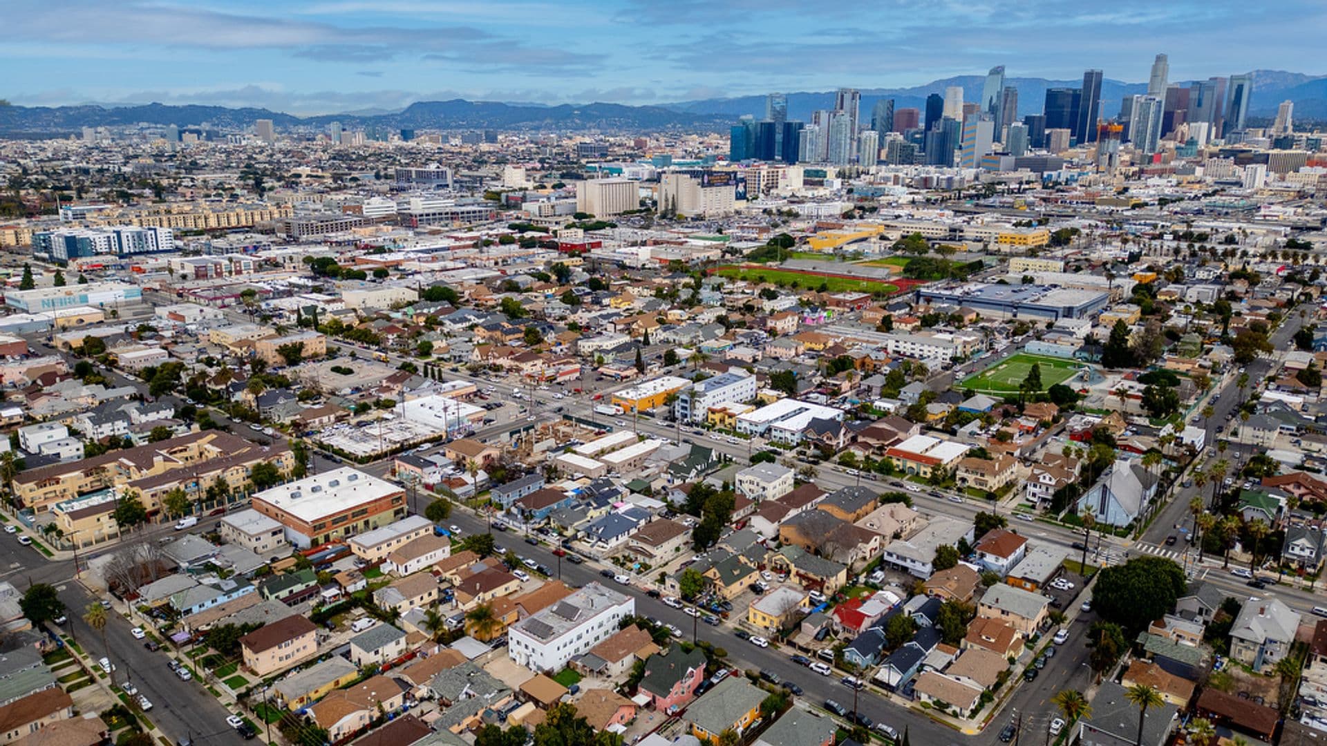 Los Angeles Apartment: 440 E 27th Street