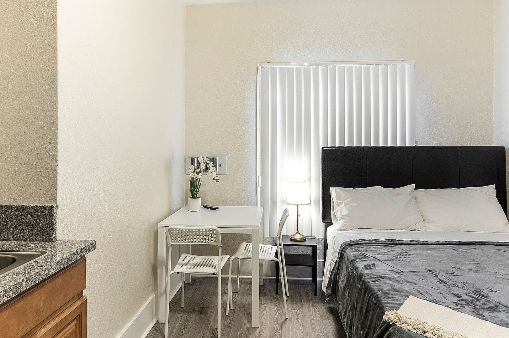 San Pedro Apartment: 1219 S Palos Verdes Street
