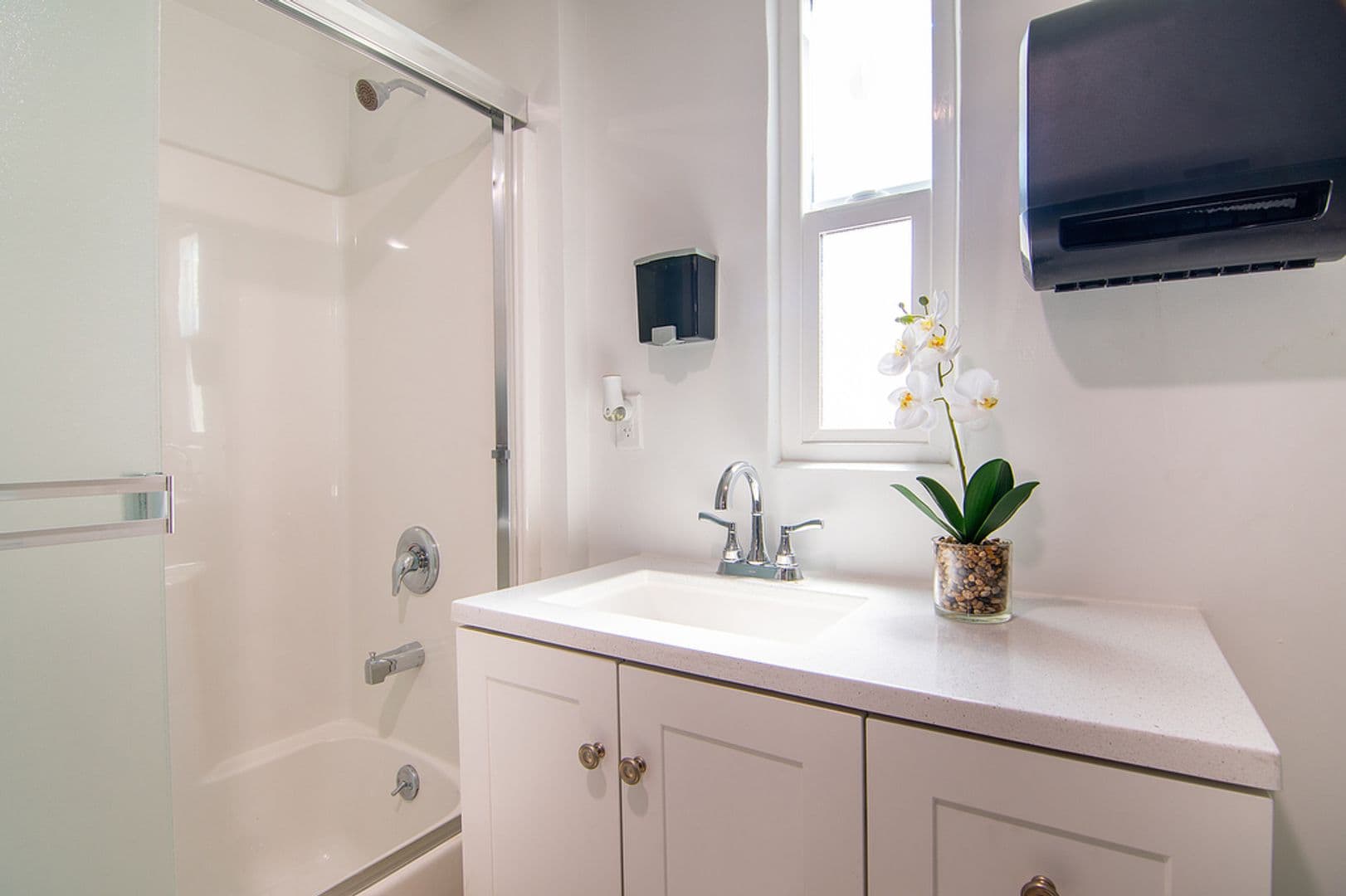 East Los Angeles Apartment: 930-932 Fraser Avenue