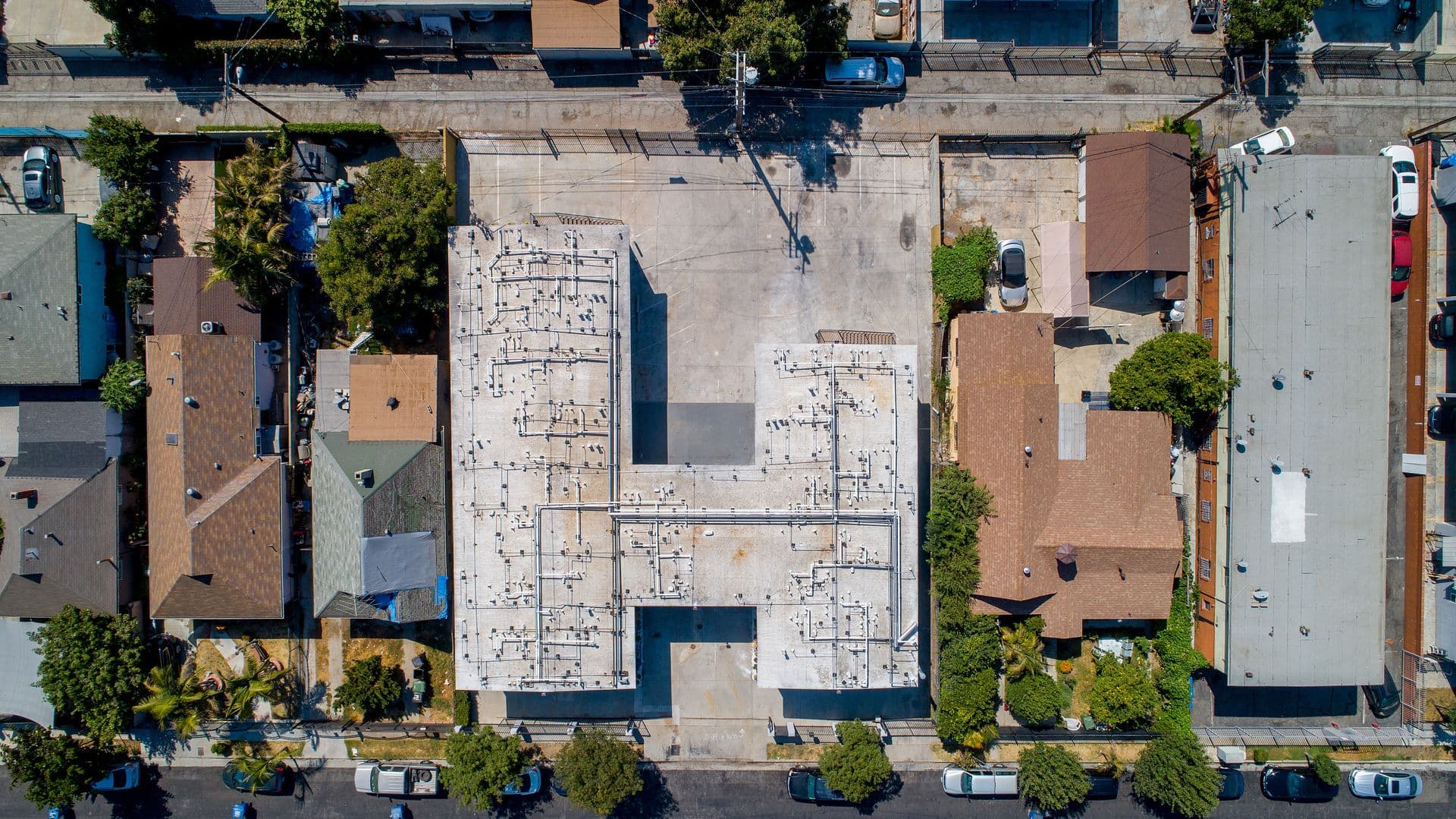 Los Angeles Apartment: 1864 Cordova Street