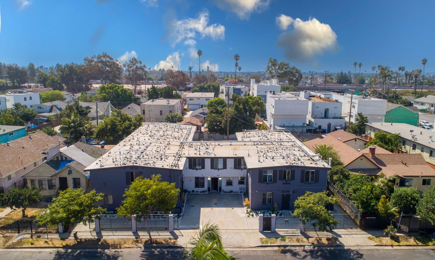 Los Angeles Apartment: 1864 Cordova Street