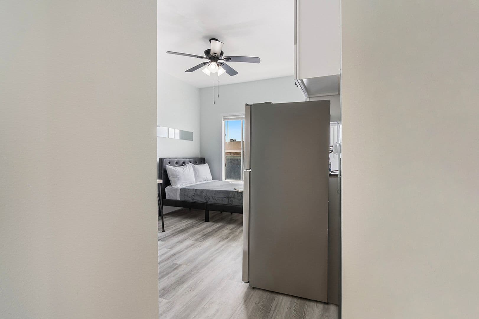 Los Angeles Apartment: 323 N Soto Street