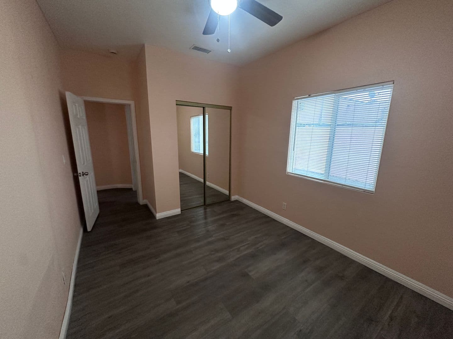 Los Angeles Apartment: 2426 Wabash Avenue