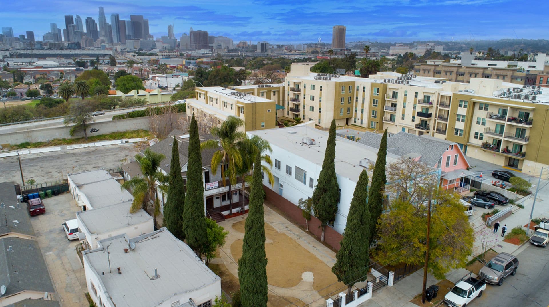 Los Angeles Apartment: 131 S Boyle Avenue