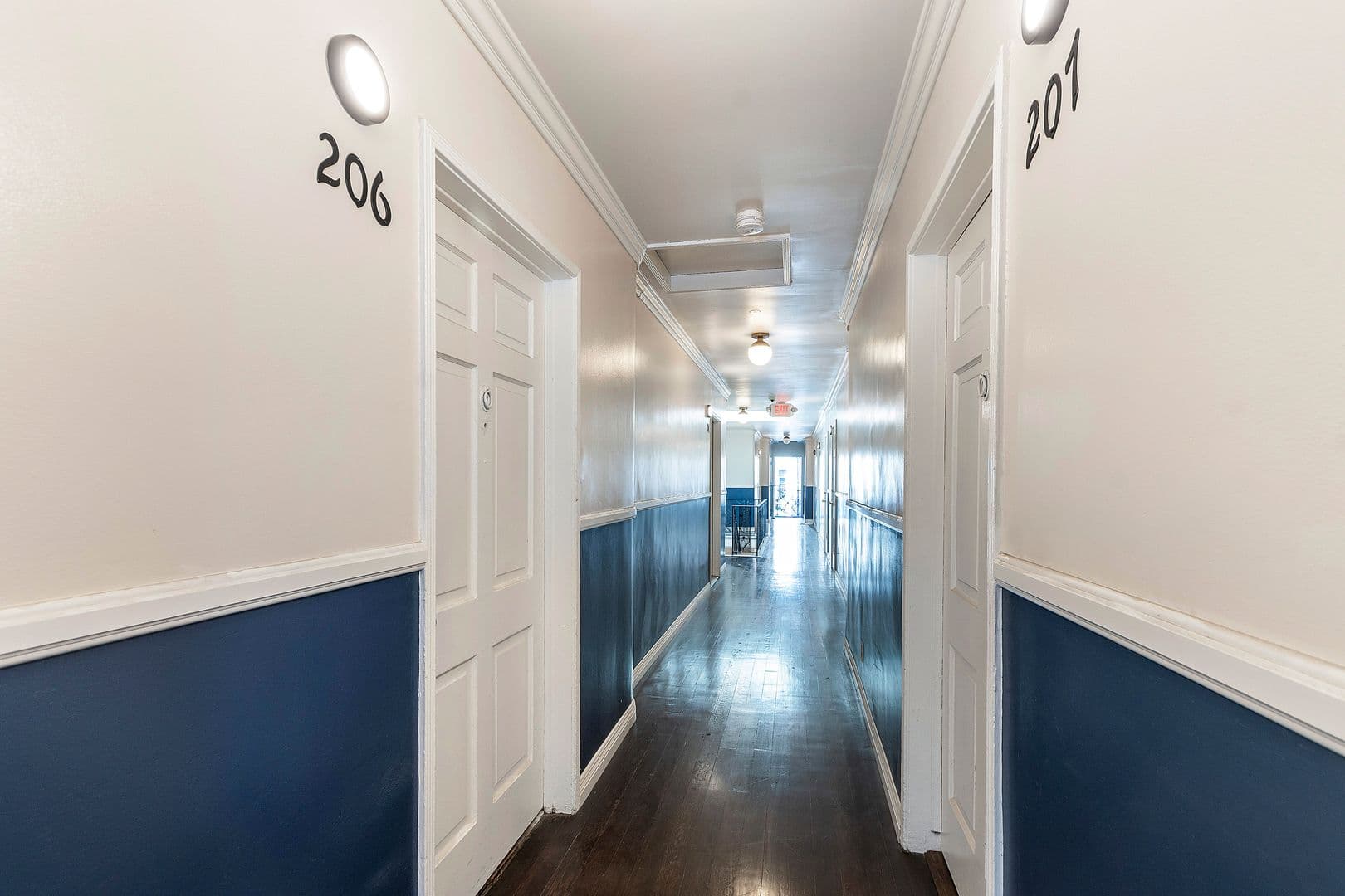 Los Angeles Apartment: 750 S Normandie Avenue