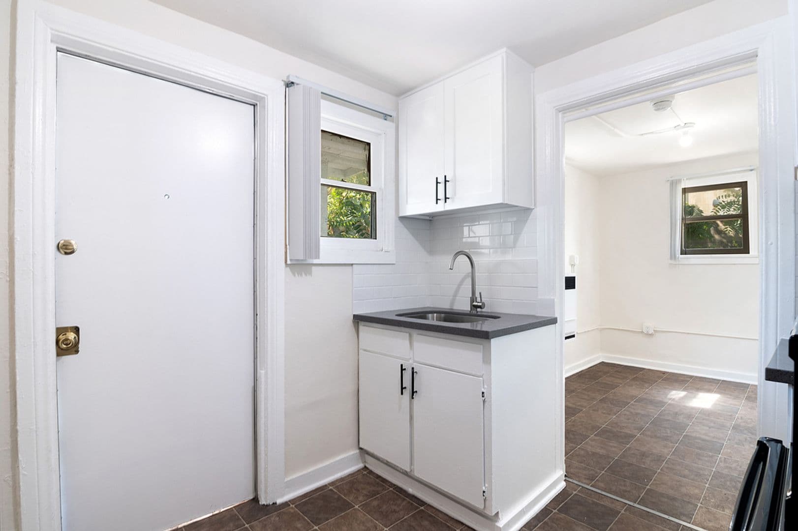 Los Angeles Apartment: 131 S Boyle Avenue