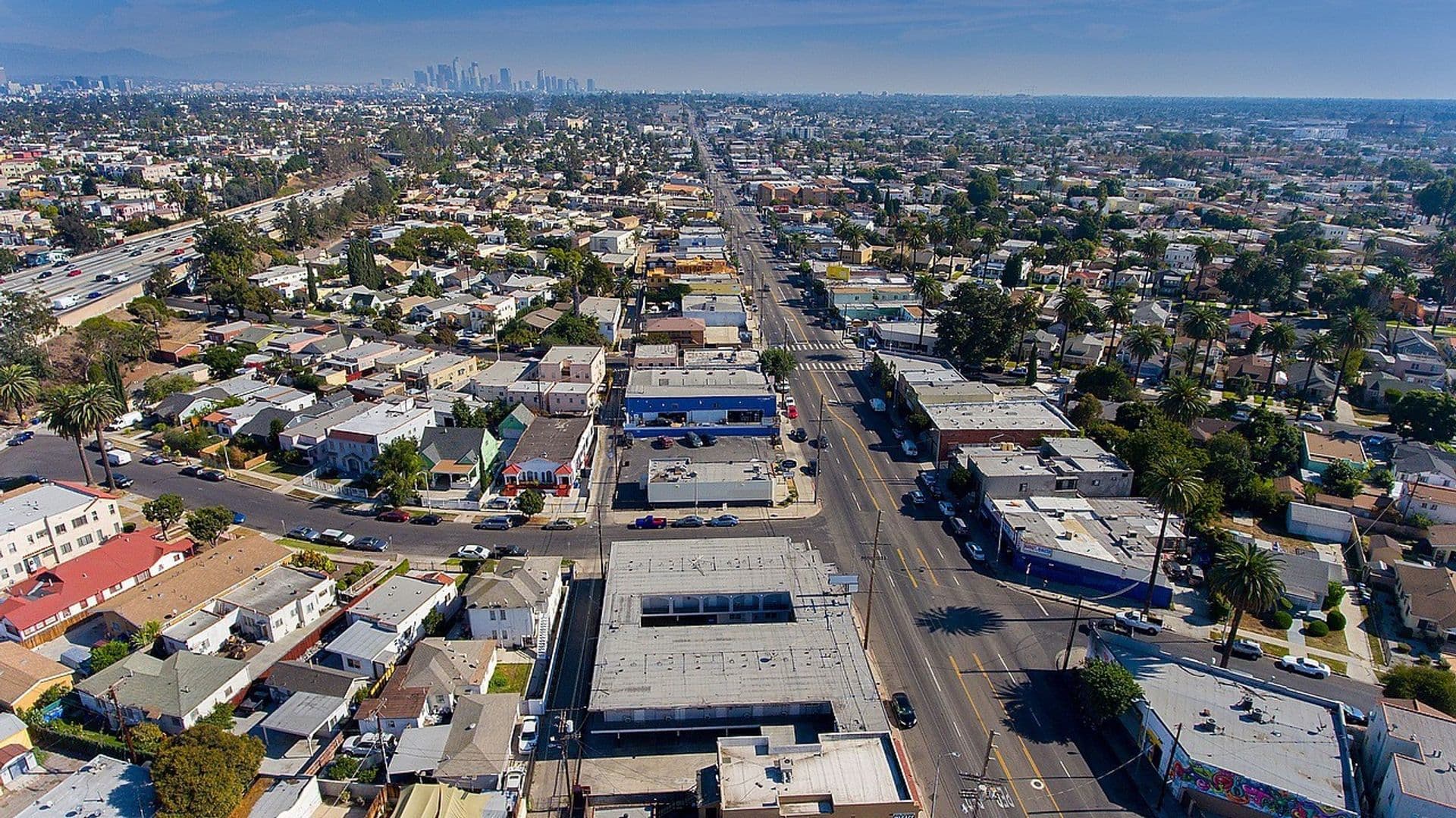 Los Angeles Apartment: 4905 W Adams Blvd