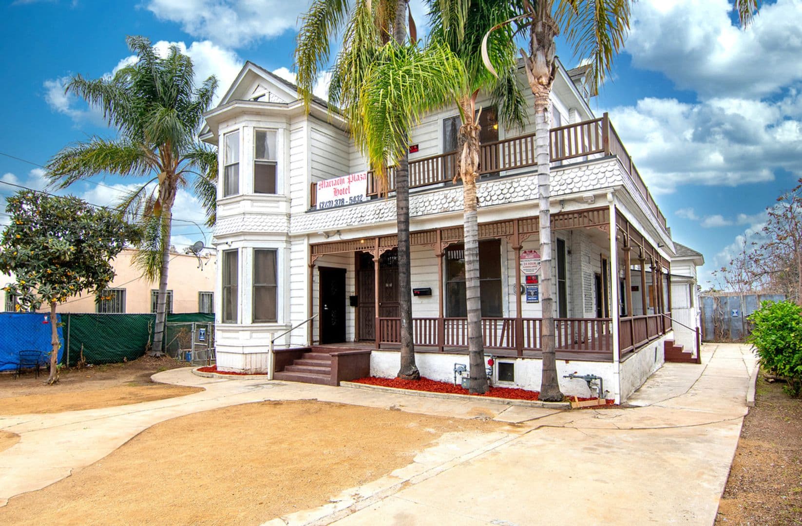 Los Angeles Apartment: 131 S Boyle Avenue