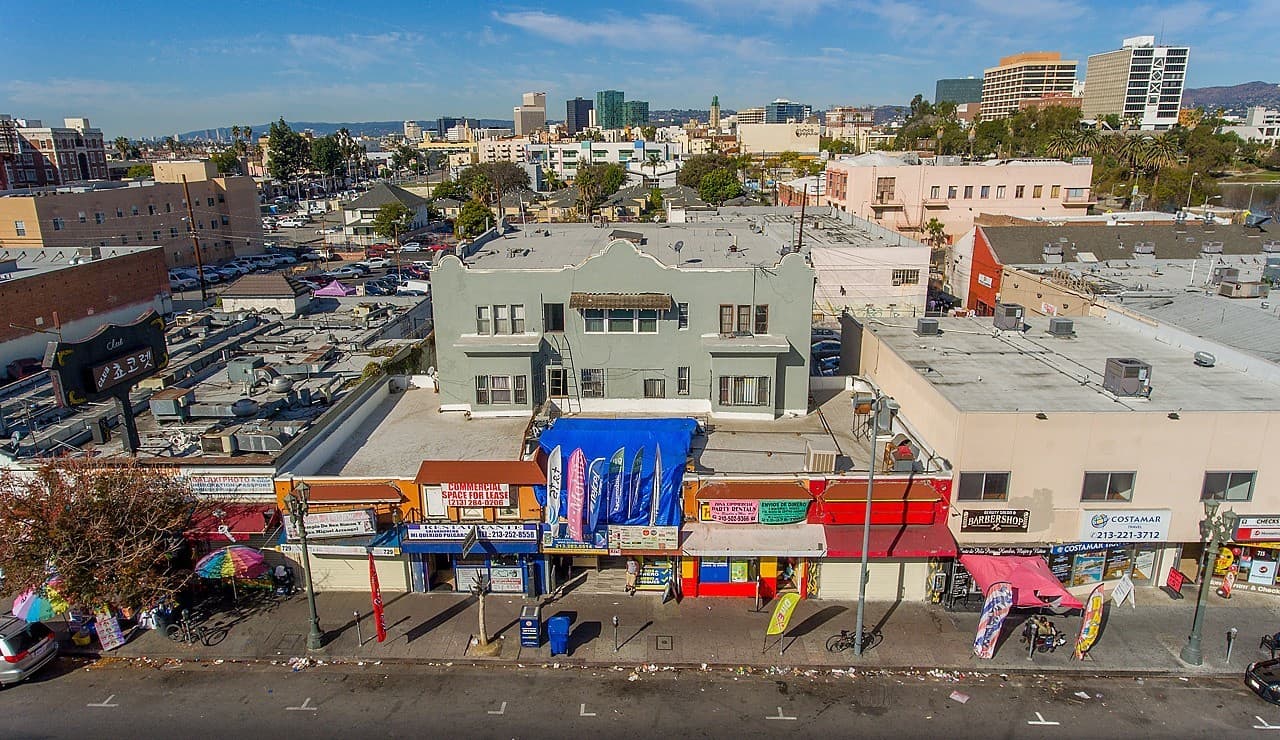 Los Angeles Apartment: 725 S Alvarado Street