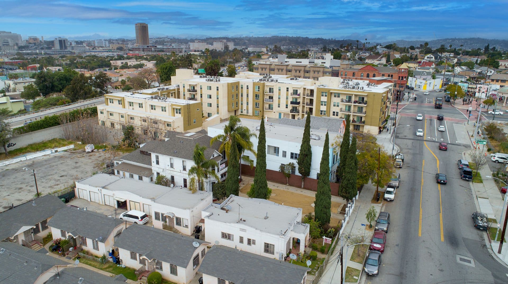 Los Angeles Apartment: 131 S Boyle Avenue