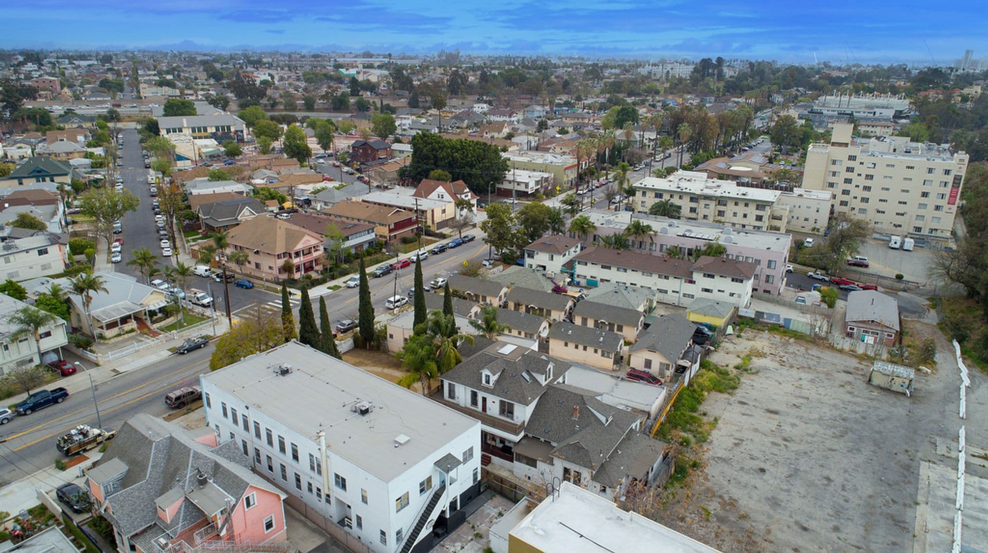 Los Angeles Apartment: 131 S Boyle Avenue